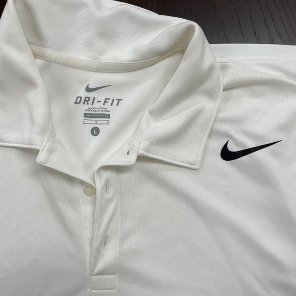 Nike Other - Men’s Large Nike Polo. Like New